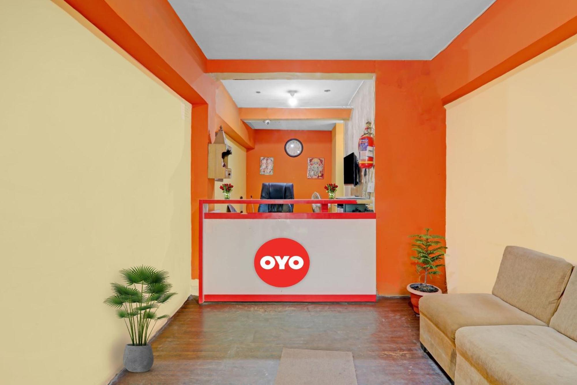 Hotel O J.D Palace Chinhat Dış mekan fotoğraf