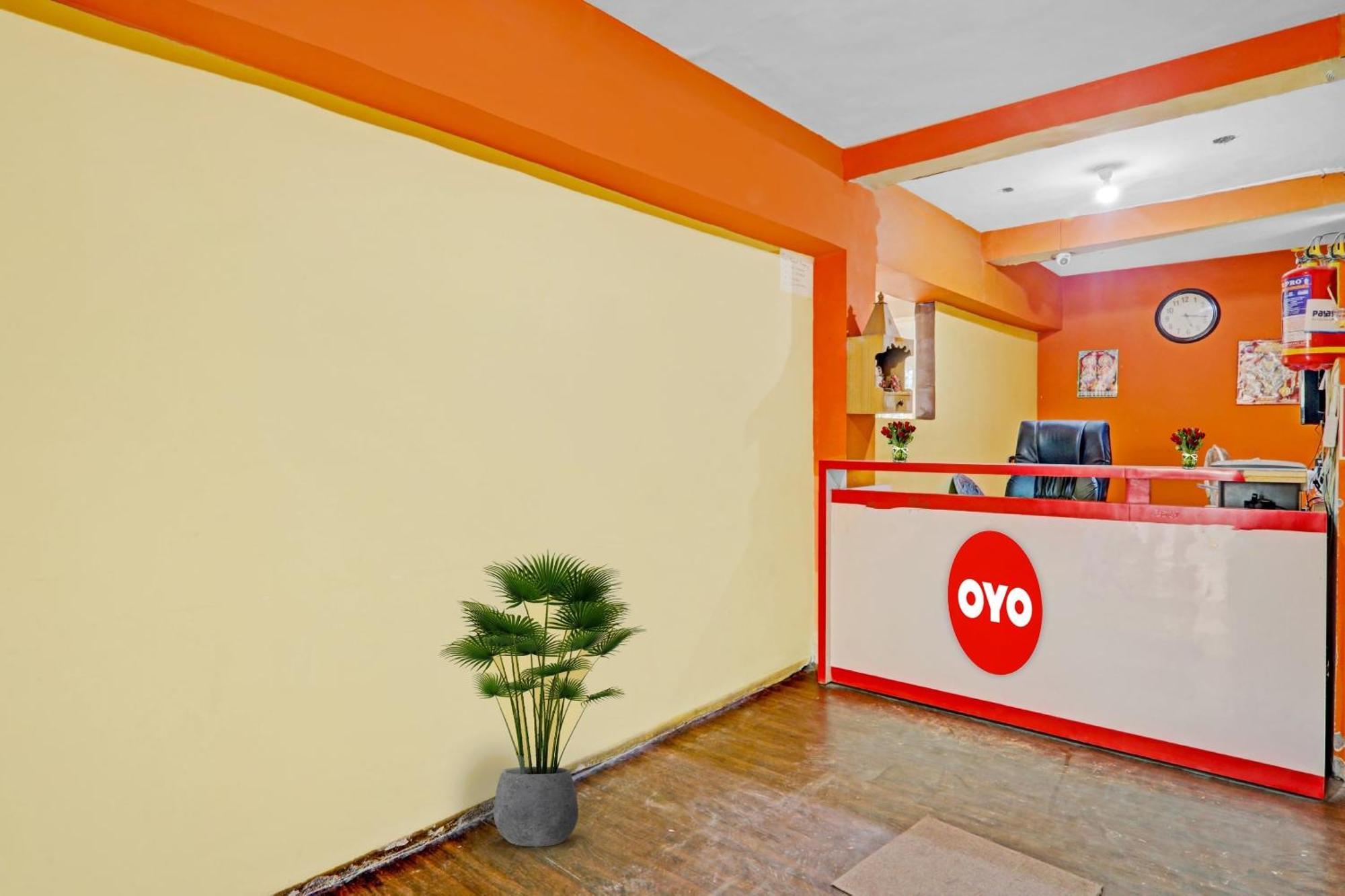 Hotel O J.D Palace Chinhat Dış mekan fotoğraf